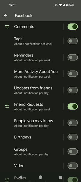 أنواع مختلفة من الإشعارات لتطبيق الفيسبوك. 